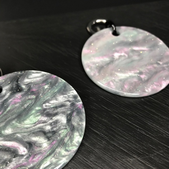 🆑 Milky Way Disc Drop Earrings - Picture 5 of 6